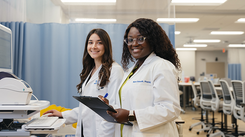 Students working at the UC Irvine School of Medicine