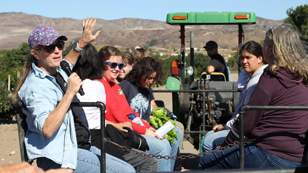 Students tour South Coast REC during a GROW field day. Photo by Saoimanu Sope.
Students tour South Coast REC during a GROW field day.