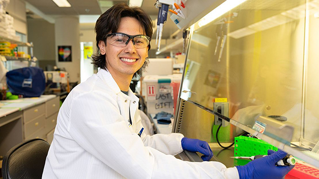 Alec Guerra at the San Diego Center for AIDS Research (CFAR) Translational Virology Core