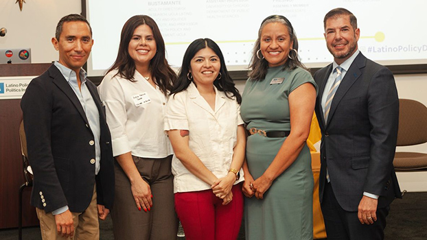 Arturo Bustamante, Aresha Martinez, Mar Velez, Amada Armenta and Joaquin Arambula