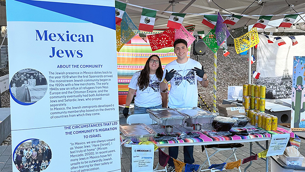 Students at a display about Mexican Jews