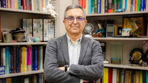 Ahmet headshot