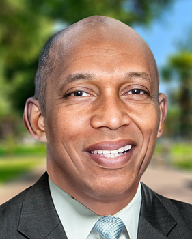 Calvin headshot outdoors