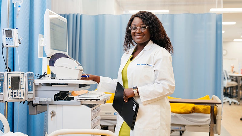 Interprofessional education: Simulated training between Nursing,PharmSci, SOM students, and faculty.,CoHS Simulation Lab; Irvine school of medicine; Pharmacy and pharm sciences; School of nursing